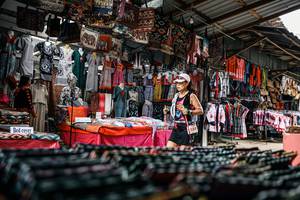 BIB: 
                            <button type="button" onclick="openModal(25581870)" class="btn btn-primary btn-sm float-right btn-popup" data-toggle="modal" data-target=".modal-high-quality">
                        <i class="fas fa-shopping-cart"></i> Add to Cart
                    </button>
                                            <button type="button" onclick="isThisMe(25581870, true)" class="btn btn-success btn-sm float-right btn-popup btn-isme hidden" data-toggle="tooltip" data-placement="bottom" title="นี่คือรูปของคุณใช่ไหม คลิกที่นี่เพื่อเอาเข้าอัลบั้ม">
                        <i class="fas fa-plus"></i> Add to album
                    </button>
                    <button type="button" onclick="isThisMe(25581870, false)" class="btn btn-warning btn-sm float-right btn-popup btn-isnotme hidden">
                        <i class="fas fa-ban"></i> Remove from album
                    </button>